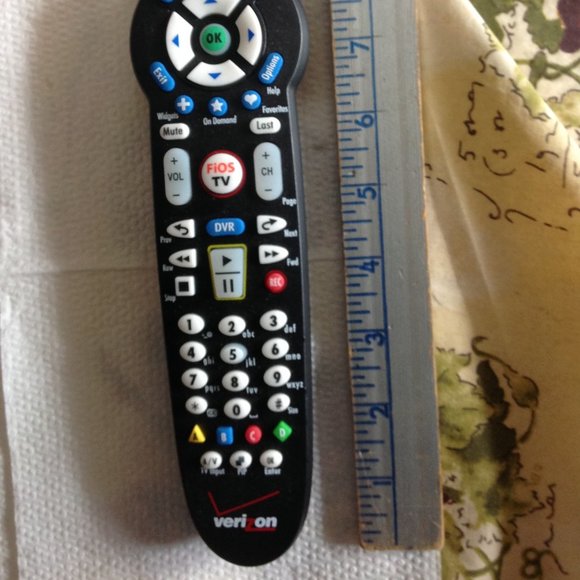 Verizon Fios Remote/ TV clicker - Picture 2 of 2